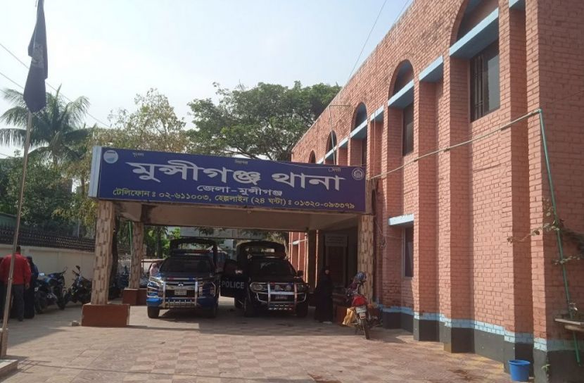প্রেমিকের নামে অপহরণ মামলা, স্বামীসহ কিশোরী উদ্ধার!