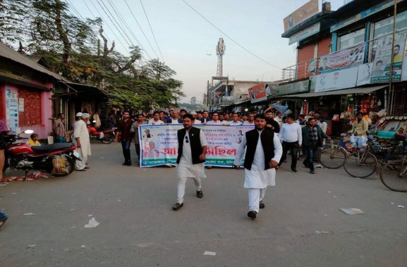 উলিপুরে ছাত্রলীগের আনন্দ মিছিল