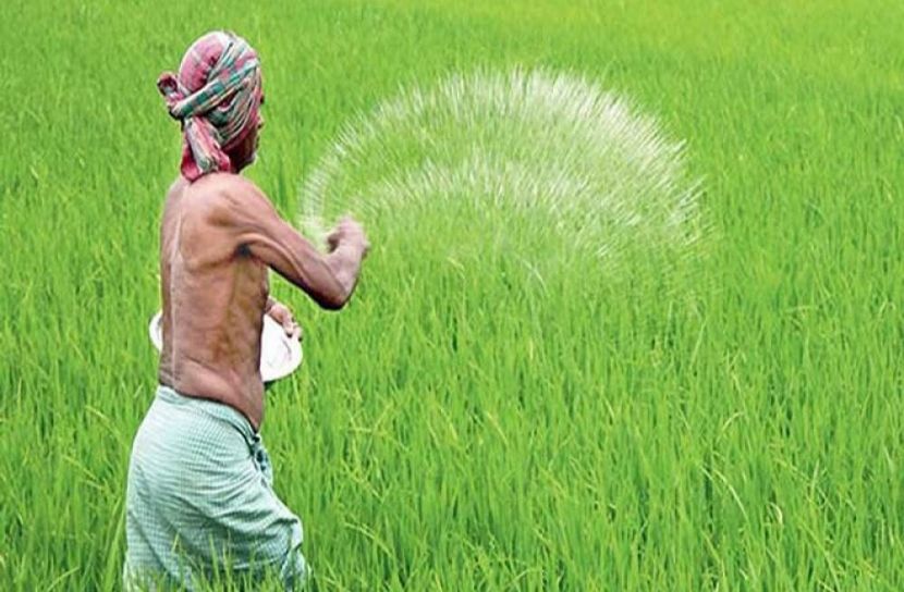 ৬ হাজার কৃষককে সরকারি প্রণোদনা প্রদান