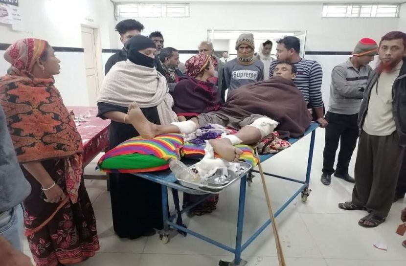 বোয়ালমারীতে সাবেক মেম্বারকে মারধর