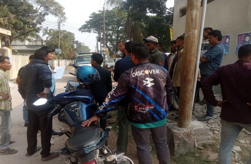 পাবনায় বিদ্যুৎপৃষ্টে মা-মেয়ের মৃত্যু