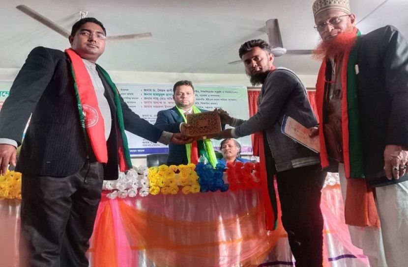 ইউএস বাংলা সাহিত্য সম্মাননা পেলেন মাসুদ রানা
