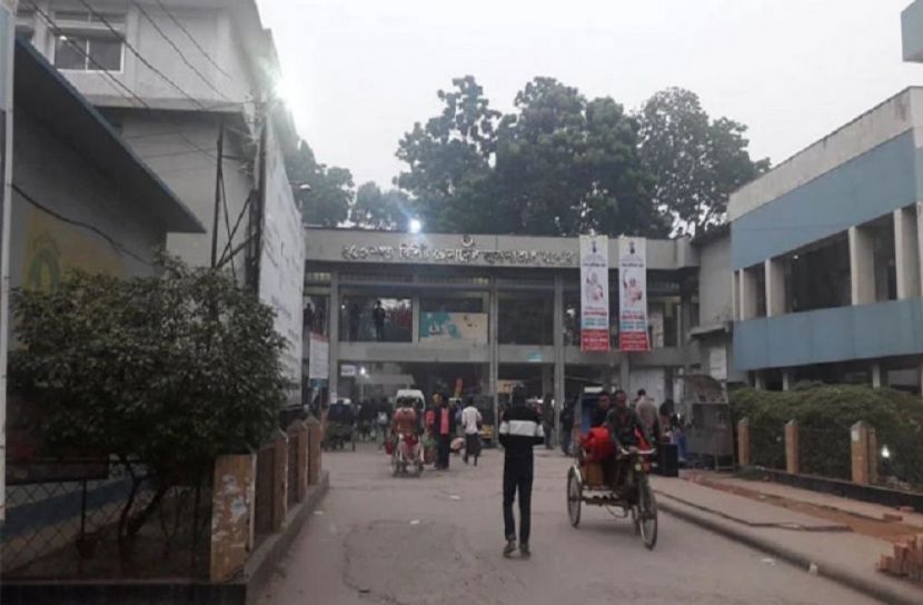 ট্রাকচাপায় বিশ্ববিদ্যালয় শিক্ষার্থীসহ নিহত ৩