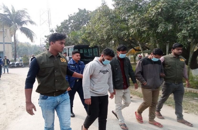 ক্রাইম পেট্রোল দেখে ‘অভিনব ছিনতাই চক্র’