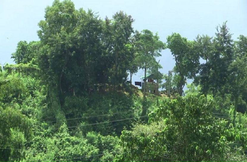 রোহিঙ্গা ক্যাম্পে গোলাগুলি, নিহত ১