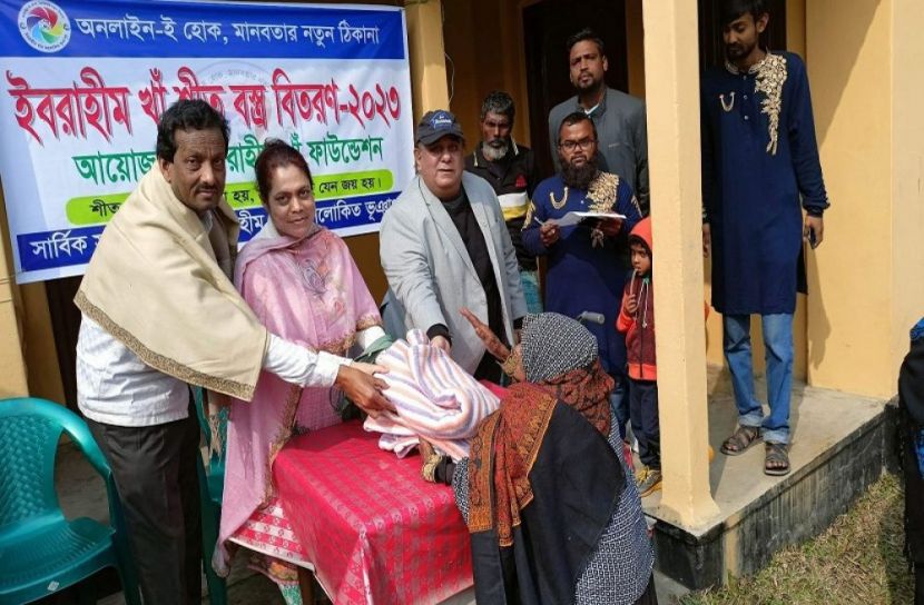 টাঙ্গাইলে শীর্তাতদের মাঝে শীত বস্ত্র বিতরণ