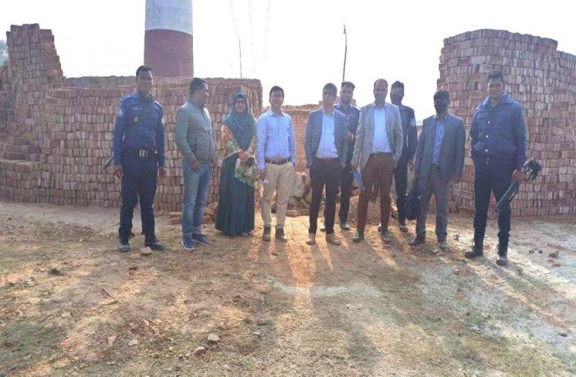 ঈশ্বরগঞ্জে ইটভাটায় ৩৫ লাখ টাকা জরিমানা