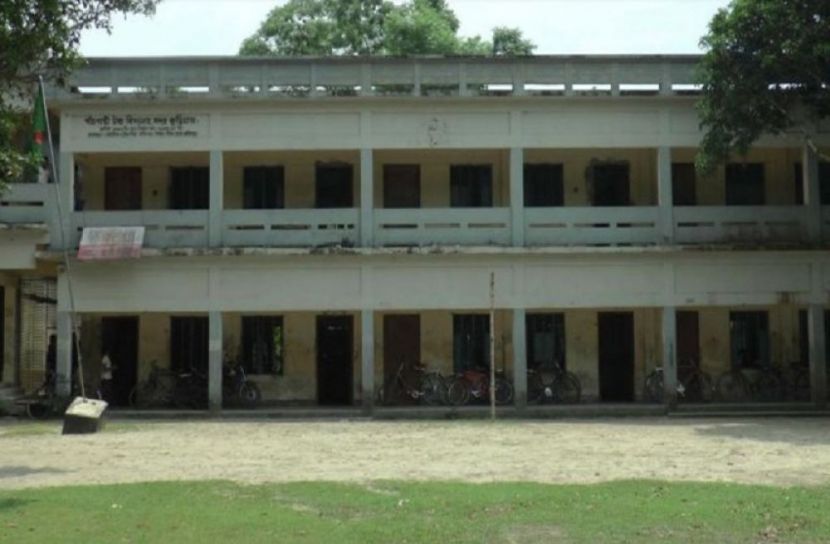 অর্থ আত্মসাৎ ব্যবস্থা নেয়নি শিক্ষা বিভাগ 