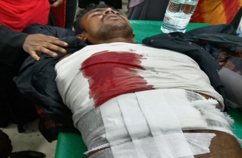 মুন্সীগঞ্জে যুবকের বুকে রড ঢুকিয়ে দিলো দুর্বৃত্তরা