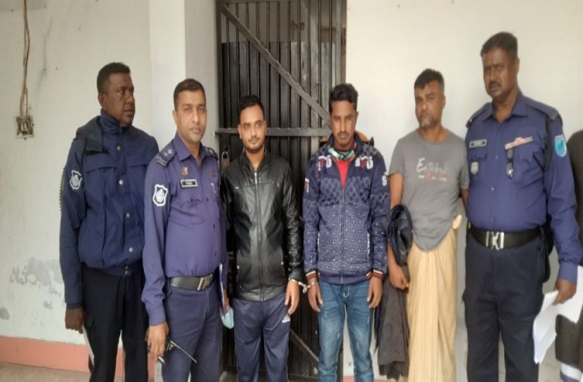 সোনার দোকানে ডাকাতি, গ্রেফতার ১৫