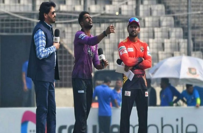 টস জিতে ব্যাটিংয়ে চট্টগ্রাম