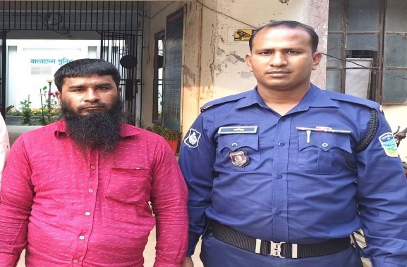 ১৭ বছর পালিয়ে ছিলেন ফাঁসির আসামি