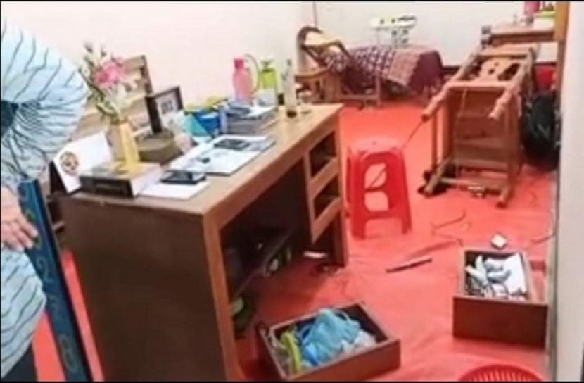বোয়ালমারীতে পল্লী চিকিৎসককে পিটিয়ে জখম
