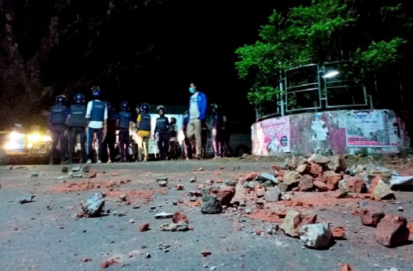 ফের চবিতে ছাত্রলীগের ২ গ্রুপের সংঘর্ষ