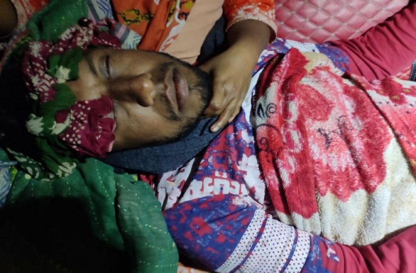 যুবলীগ নেতাকে চোখ-মুখ বেঁধে মারধর