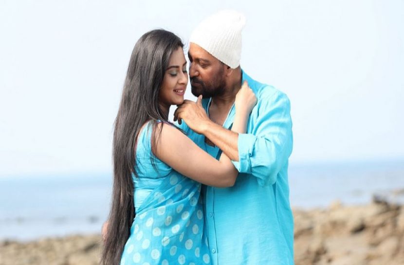 ভাসছে মাহফুজ-বুবলীর ‘মেঘের নৌকা’