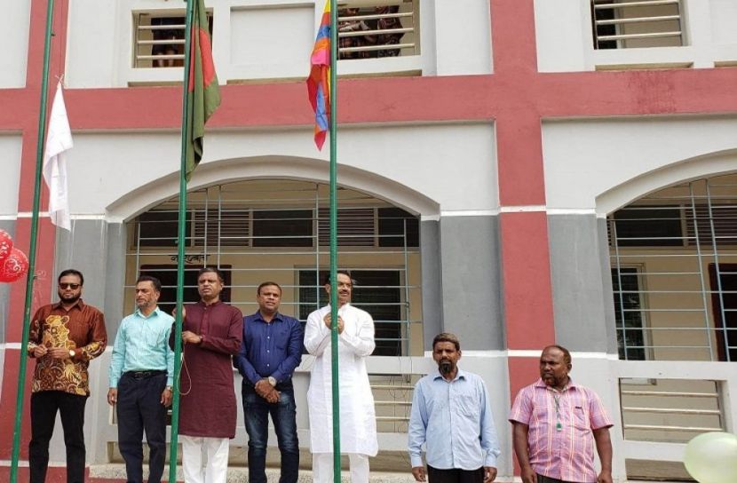 স্মার্ট বাংলাদেশ গড়তে ছাত্রছাত্রীদের স্মার্ট হতে হবে