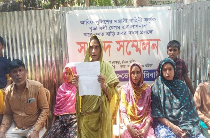 বৃদ্ধার জমি দখলের চেষ্টার অভিযোগ