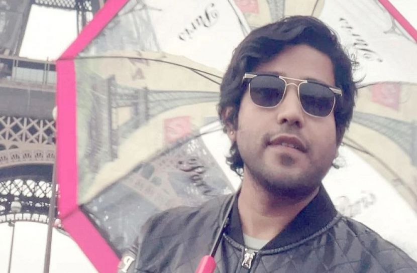 নজরদারিতে আরাভ খান