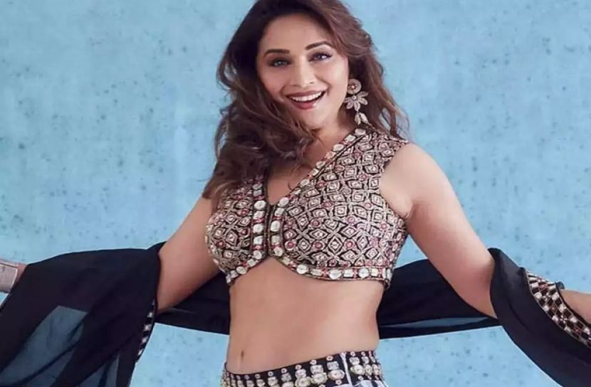 মাধুরীকে ‘বেশ্যা’ বলে অসম্মান!