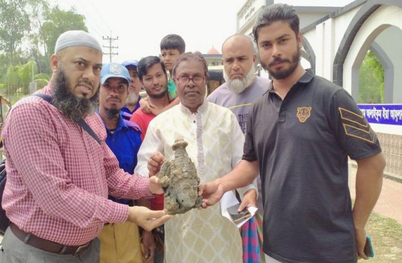 মুন্সীগঞ্জে প্রাচীন মূর্তি উদ্ধার