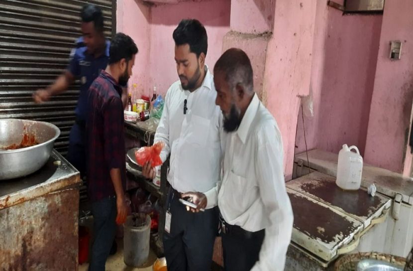 ইফতারিতে নিষিদ্ধ কাপড় ও টেক্সটাইল রং