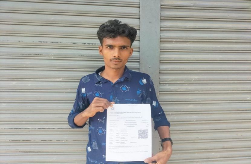 কলেজপড়ুয়া সাত্তারের বয়স ৭০ বছর