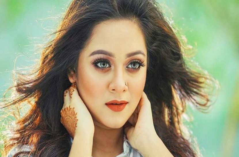 প্রার্থনা ফারদিন দীঘি