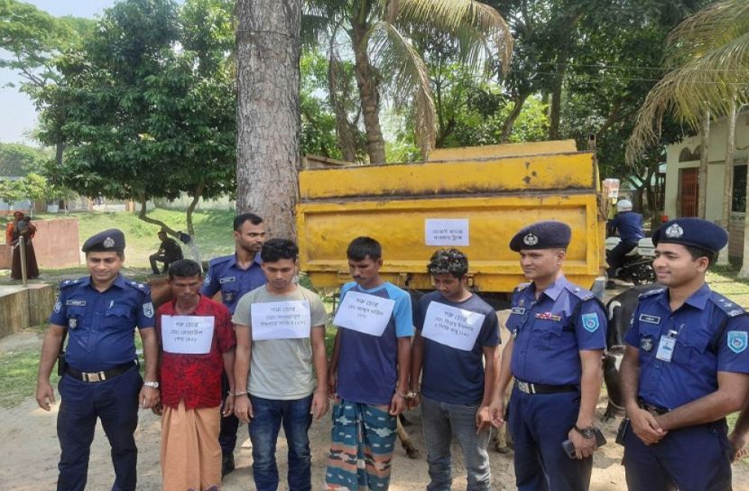 গাইবান্ধায় গরুচোর দলের ৪ সদস্য গ্রেফতার