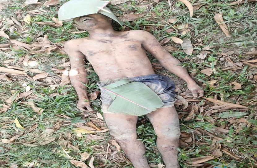 নোয়াখালীতে ভিটিতে পড়ে ছিল লাশ