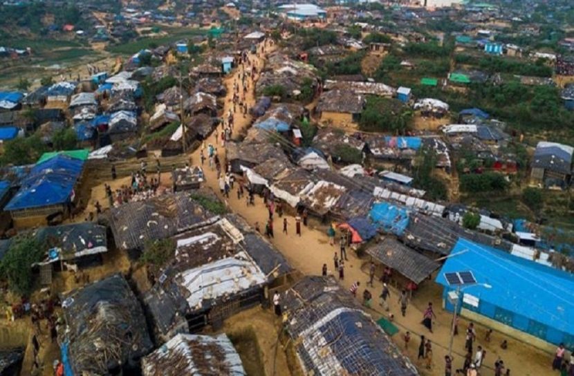 রোহিঙ্গা ক্যাম্পে গোলাগুলি, নিহত ২
