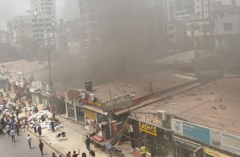 রাজধানীর বিজিবি মার্কেটে আগুন