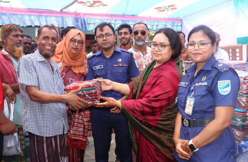 মুন্সীগঞ্জ জেলা পুলিশের ঈদ উপহার