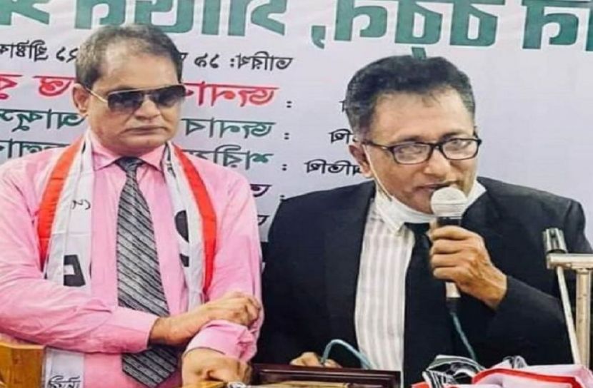 বর্তমান ও সাবেক সভাপতি বিরুদ্ধে অভিযোগ