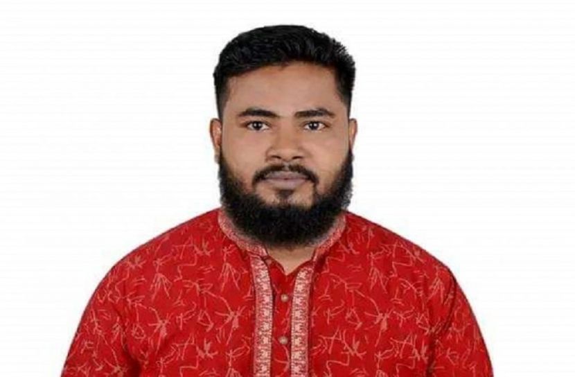 নারীর সাথে অন্তরঙ্গ সময় কাটাতে চাইলেন মেম্বার