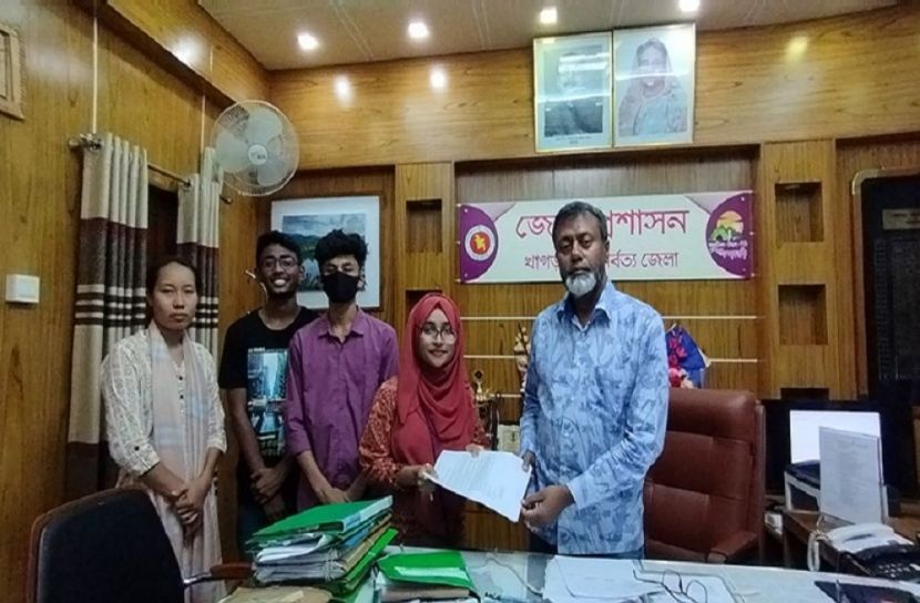 শিশুদের প্রতি সহিংসতা বন্ধে স্বারকলিপি