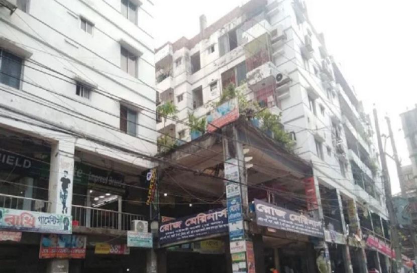 ‘রোজ মেরিনার্স ভবন’ ঝুঁকিপূর্ণ ঘোষণা
