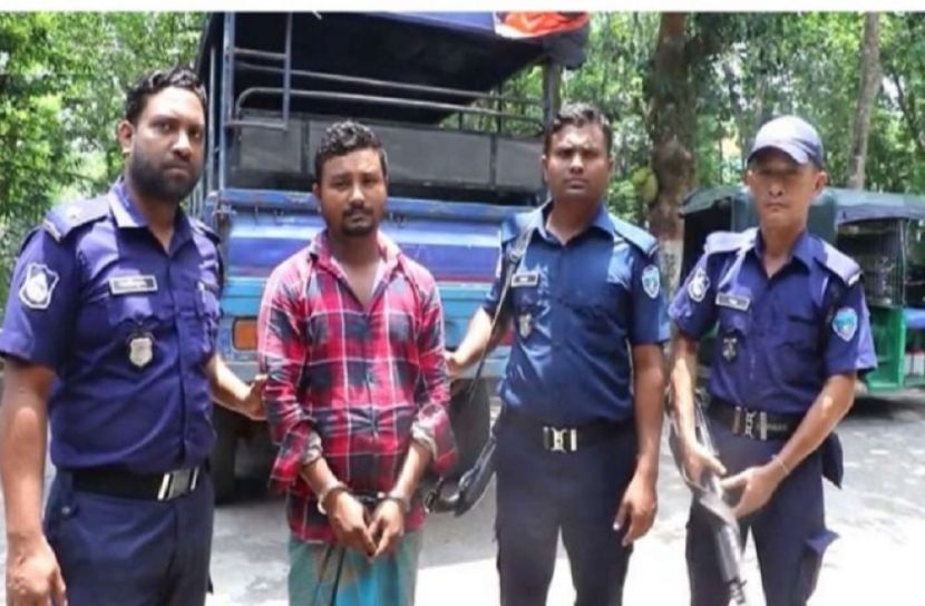 খাগড়াছড়িতে অবৈধ চিনিসহ আটক ১