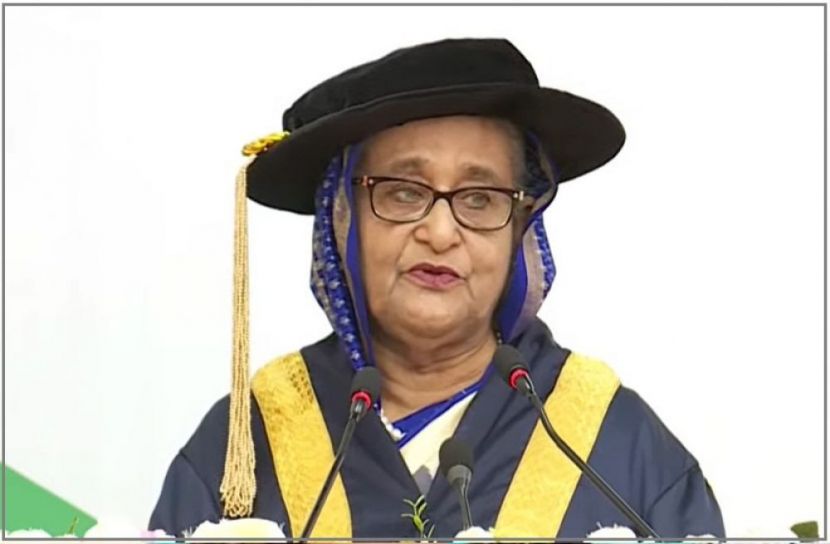 সমাবর্তন অনুষ্ঠানে প্রধান অতিথির বক্তব্য রাখছেন প্রধানমন্ত্রী/ ছবি: সংগৃহীত