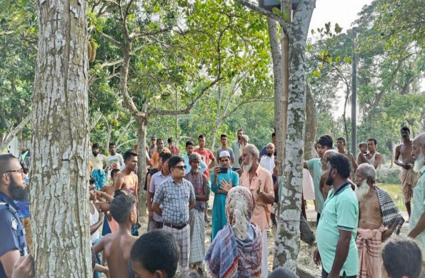 অবরুদ্ধ থেকে মুক্ত পেল ৩ পরিবার