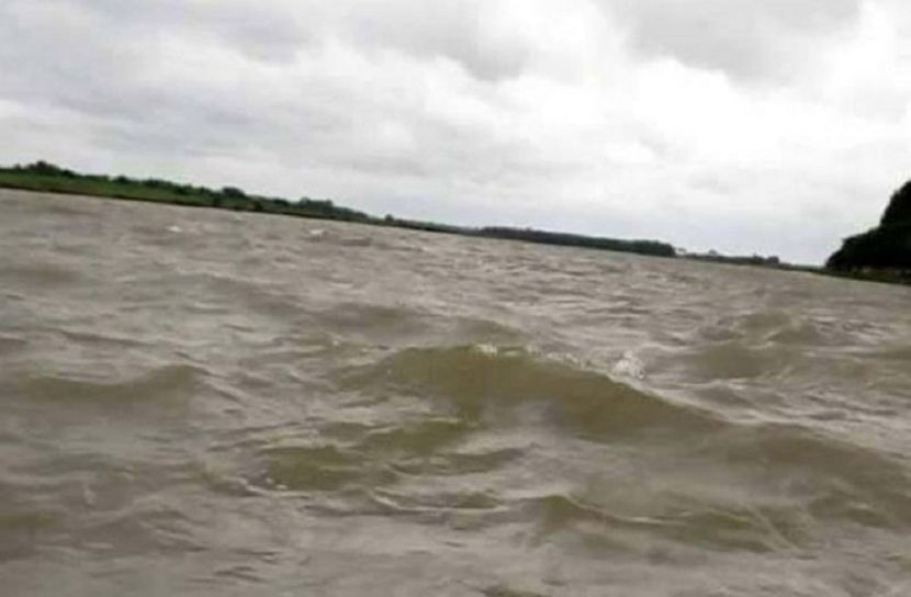 গোসল করতে নেমে যুবক নিখোঁজ