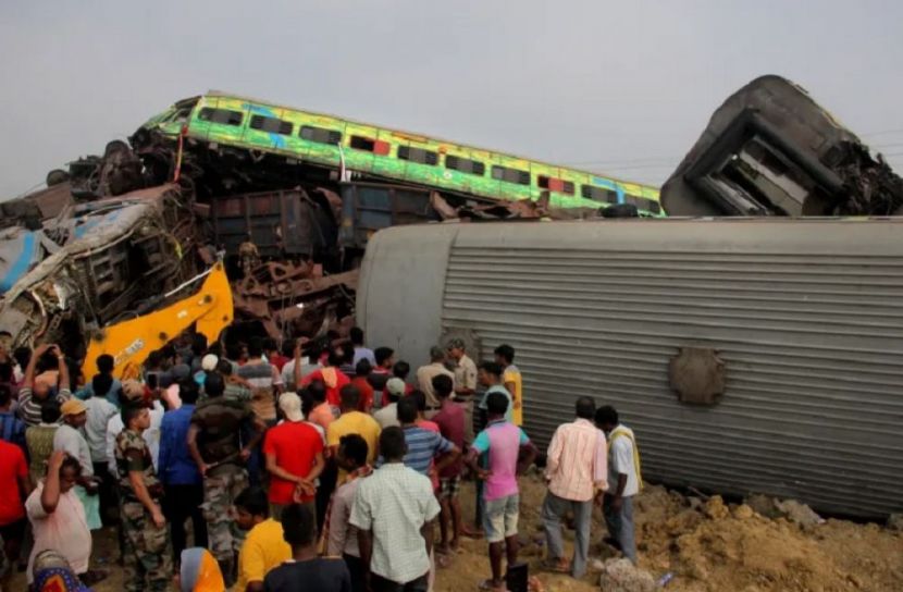 ট্রেনে বাংলাদেশিরাও ছিলেন