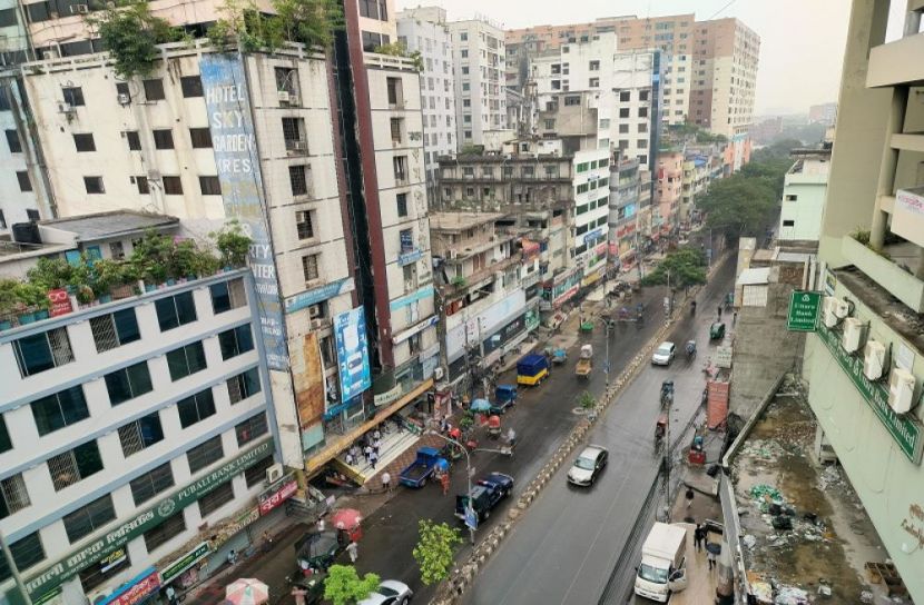 ছবি সংগৃহে রহমত উল্লাহ, স্থান: হাতিরপুল, ঢাকা-১২০৫।