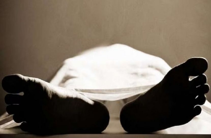 বৃদ্ধকে গলা কেটে হত্যা