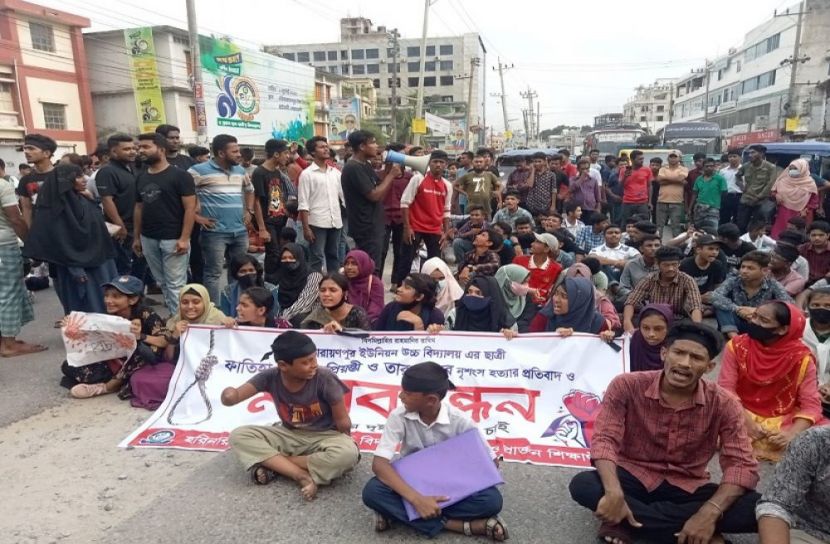মা-মেয়েকে হত্যার বিচার দাবি