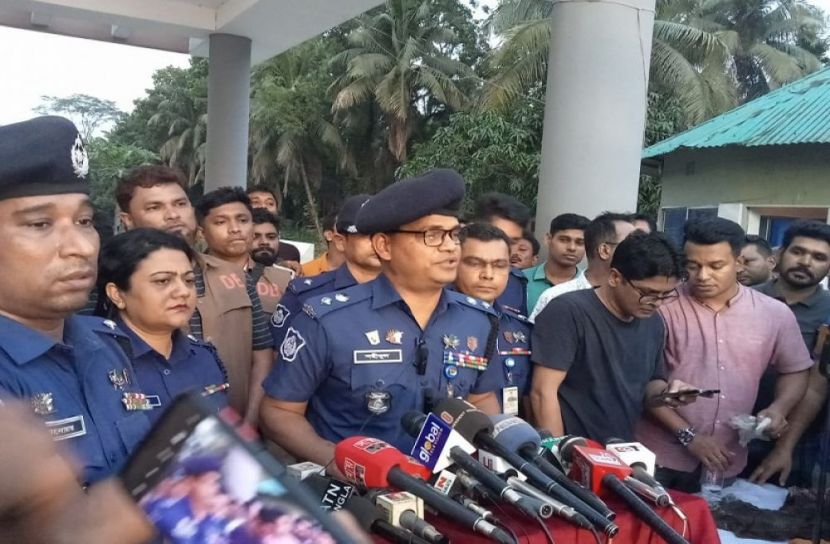পরকীয়ার জেরে মা-মেয়ে খুন