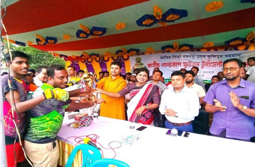 গোল্ডকাপ ফুটবলে চ্যাম্পিয়ন উচাখিলা ইউনিয়ন একাদশ