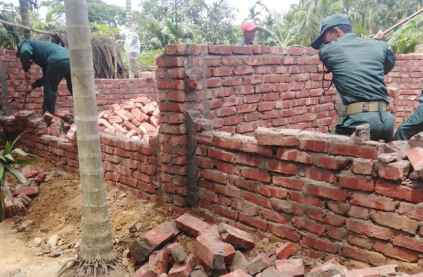 সংরক্ষিত বনভূমিতে গড়ে উঠা স্থাপনা উচ্ছেদ