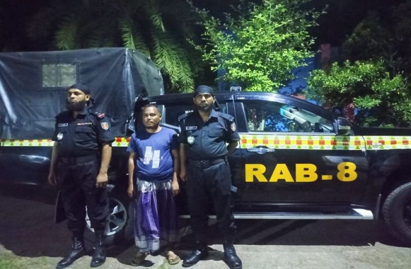 র‍্যাবের ভূয়া ক্যাপ্টেন আটক