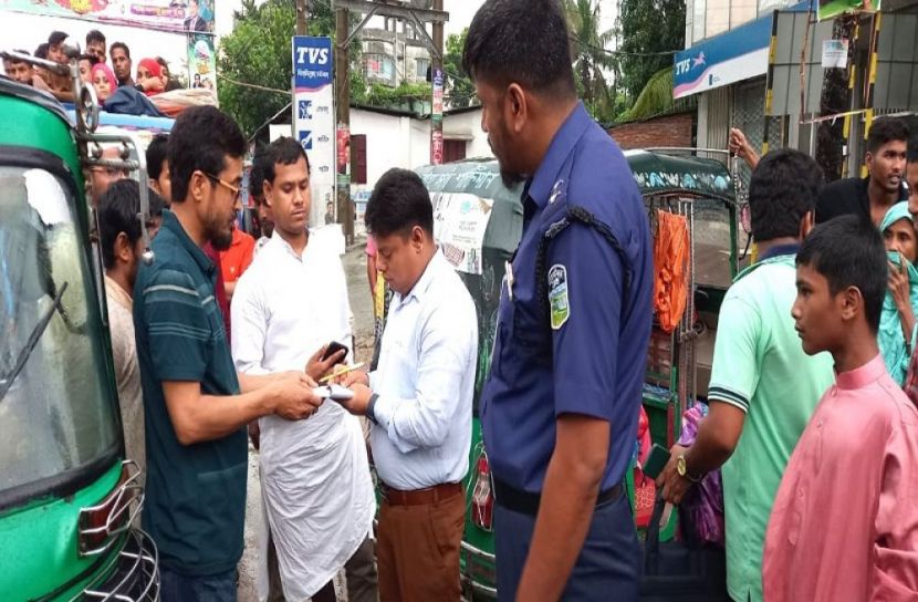 ঈশ্বরগঞ্জে মহাসড়কে ভ্রাম্যমাণ আদালতের অভিযান